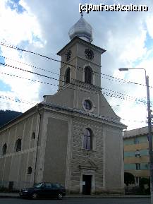 [P06] Campulung Moldovenesc, Biserica romano-catolica » foto by magdalena
 - 
<span class="allrVoted glyphicon glyphicon-heart hidden" id="av133598"></span>
<a class="m-l-10 hidden" id="sv133598" onclick="voting_Foto_DelVot(,133598,7399)" role="button">șterge vot <span class="glyphicon glyphicon-remove"></span></a>
<a id="v9133598" class=" c-red"  onclick="voting_Foto_SetVot(133598)" role="button"><span class="glyphicon glyphicon-heart-empty"></span> <b>LIKE</b> = Votează poza</a> <img class="hidden"  id="f133598W9" src="/imagini/loader.gif" border="0" /><span class="AjErrMes hidden" id="e133598ErM"></span>