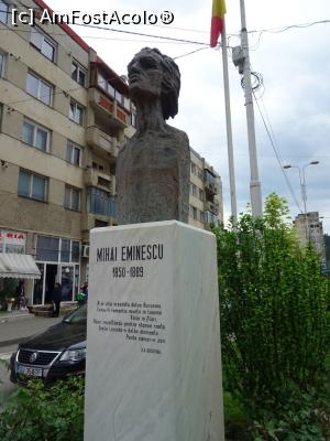 [P01] Eminescu te &icirc;nt&acirc;mpină aproape &icirc;n fiecare oraș. » foto by tata123 🔱
 - 
<span class="allrVoted glyphicon glyphicon-heart hidden" id="av1242684"></span>
<a class="m-l-10 hidden" id="sv1242684" onclick="voting_Foto_DelVot(,1242684,7399)" role="button">șterge vot <span class="glyphicon glyphicon-remove"></span></a>
<a id="v91242684" class=" c-red"  onclick="voting_Foto_SetVot(1242684)" role="button"><span class="glyphicon glyphicon-heart-empty"></span> <b>LIKE</b> = Votează poza</a> <img class="hidden"  id="f1242684W9" src="/imagini/loader.gif" border="0" /><span class="AjErrMes hidden" id="e1242684ErM"></span>