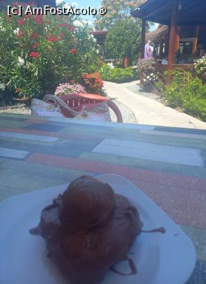 [P13] Papanaș uriaș cu mult Finetti, un deliciu care merită încercat » foto by mnn
 - 
<span class="allrVoted glyphicon glyphicon-heart hidden" id="av1497428"></span>
<a class="m-l-10 hidden" id="sv1497428" onclick="voting_Foto_DelVot(,1497428,7401)" role="button">șterge vot <span class="glyphicon glyphicon-remove"></span></a>
<a id="v91497428" class=" c-red"  onclick="voting_Foto_SetVot(1497428)" role="button"><span class="glyphicon glyphicon-heart-empty"></span> <b>LIKE</b> = Votează poza</a> <img class="hidden"  id="f1497428W9" src="/imagini/loader.gif" border="0" /><span class="AjErrMes hidden" id="e1497428ErM"></span>