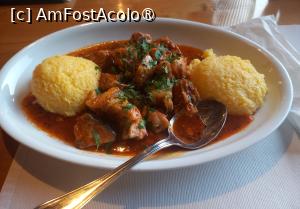 [P09] Delicioasa tochitura de morun » foto by mnn
 - 
<span class="allrVoted glyphicon glyphicon-heart hidden" id="av1497499"></span>
<a class="m-l-10 hidden" id="sv1497499" onclick="voting_Foto_DelVot(,1497499,7401)" role="button">șterge vot <span class="glyphicon glyphicon-remove"></span></a>
<a id="v91497499" class=" c-red"  onclick="voting_Foto_SetVot(1497499)" role="button"><span class="glyphicon glyphicon-heart-empty"></span> <b>LIKE</b> = Votează poza</a> <img class="hidden"  id="f1497499W9" src="/imagini/loader.gif" border="0" /><span class="AjErrMes hidden" id="e1497499ErM"></span>