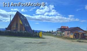 [P08] Prin stațiune » foto by Carmen Ion
 - 
<span class="allrVoted glyphicon glyphicon-heart hidden" id="av1511083"></span>
<a class="m-l-10 hidden" id="sv1511083" onclick="voting_Foto_DelVot(,1511083,7405)" role="button">șterge vot <span class="glyphicon glyphicon-remove"></span></a>
<a id="v91511083" class=" c-red"  onclick="voting_Foto_SetVot(1511083)" role="button"><span class="glyphicon glyphicon-heart-empty"></span> <b>LIKE</b> = Votează poza</a> <img class="hidden"  id="f1511083W9" src="/imagini/loader.gif" border="0" /><span class="AjErrMes hidden" id="e1511083ErM"></span>