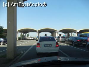 [P02] Așteptând la plata taxei de pod în Giurgiu » foto by Kavarnap
 - 
<span class="allrVoted glyphicon glyphicon-heart hidden" id="av1092216"></span>
<a class="m-l-10 hidden" id="sv1092216" onclick="voting_Foto_DelVot(,1092216,7422)" role="button">șterge vot <span class="glyphicon glyphicon-remove"></span></a>
<a id="v91092216" class=" c-red"  onclick="voting_Foto_SetVot(1092216)" role="button"><span class="glyphicon glyphicon-heart-empty"></span> <b>LIKE</b> = Votează poza</a> <img class="hidden"  id="f1092216W9" src="/imagini/loader.gif" border="0" /><span class="AjErrMes hidden" id="e1092216ErM"></span>