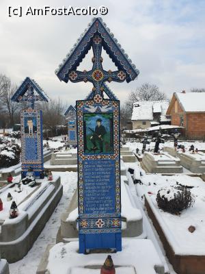 [P57] Cimitirul Vesel de la Săpânță » foto by robert
 - 
<span class="allrVoted glyphicon glyphicon-heart hidden" id="av1217614"></span>
<a class="m-l-10 hidden" id="sv1217614" onclick="voting_Foto_DelVot(,1217614,7494)" role="button">șterge vot <span class="glyphicon glyphicon-remove"></span></a>
<a id="v91217614" class=" c-red"  onclick="voting_Foto_SetVot(1217614)" role="button"><span class="glyphicon glyphicon-heart-empty"></span> <b>LIKE</b> = Votează poza</a> <img class="hidden"  id="f1217614W9" src="/imagini/loader.gif" border="0" /><span class="AjErrMes hidden" id="e1217614ErM"></span>
