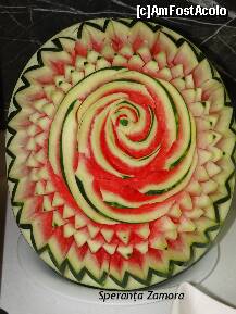 [P07] Sculptură în pepene roşu. » foto by spezam
 - 
<span class="allrVoted glyphicon glyphicon-heart hidden" id="av236835"></span>
<a class="m-l-10 hidden" id="sv236835" onclick="voting_Foto_DelVot(,236835,7501)" role="button">șterge vot <span class="glyphicon glyphicon-remove"></span></a>
<a id="v9236835" class=" c-red"  onclick="voting_Foto_SetVot(236835)" role="button"><span class="glyphicon glyphicon-heart-empty"></span> <b>LIKE</b> = Votează poza</a> <img class="hidden"  id="f236835W9" src="/imagini/loader.gif" border="0" /><span class="AjErrMes hidden" id="e236835ErM"></span>