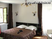 [P05] Hotel Piscul Negru - camera luminoasa si eleganta » foto by ascent
 - 
<span class="allrVoted glyphicon glyphicon-heart hidden" id="av154839"></span>
<a class="m-l-10 hidden" id="sv154839" onclick="voting_Foto_DelVot(,154839,7508)" role="button">șterge vot <span class="glyphicon glyphicon-remove"></span></a>
<a id="v9154839" class=" c-red"  onclick="voting_Foto_SetVot(154839)" role="button"><span class="glyphicon glyphicon-heart-empty"></span> <b>LIKE</b> = Votează poza</a> <img class="hidden"  id="f154839W9" src="/imagini/loader.gif" border="0" /><span class="AjErrMes hidden" id="e154839ErM"></span>