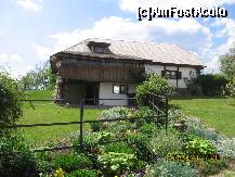 [P41] Casa monahala, mai noua. » foto by balasa violeta
 - 
<span class="allrVoted glyphicon glyphicon-heart hidden" id="av201027"></span>
<a class="m-l-10 hidden" id="sv201027" onclick="voting_Foto_DelVot(,201027,7539)" role="button">șterge vot <span class="glyphicon glyphicon-remove"></span></a>
<a id="v9201027" class=" c-red"  onclick="voting_Foto_SetVot(201027)" role="button"><span class="glyphicon glyphicon-heart-empty"></span> <b>LIKE</b> = Votează poza</a> <img class="hidden"  id="f201027W9" src="/imagini/loader.gif" border="0" /><span class="AjErrMes hidden" id="e201027ErM"></span>