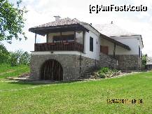 [P42] Casa monahala, cea mai veche casa din oras. » foto by balasa violeta
 - 
<span class="allrVoted glyphicon glyphicon-heart hidden" id="av201028"></span>
<a class="m-l-10 hidden" id="sv201028" onclick="voting_Foto_DelVot(,201028,7539)" role="button">șterge vot <span class="glyphicon glyphicon-remove"></span></a>
<a id="v9201028" class=" c-red"  onclick="voting_Foto_SetVot(201028)" role="button"><span class="glyphicon glyphicon-heart-empty"></span> <b>LIKE</b> = Votează poza</a> <img class="hidden"  id="f201028W9" src="/imagini/loader.gif" border="0" /><span class="AjErrMes hidden" id="e201028ErM"></span>