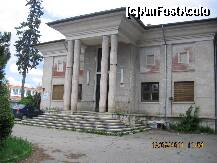 [P27] Institutul de Cercetari, in paragina asemeni parcului. Mai exista un corp principal care acum este restaurat. Poate-i vine randul si acestuia. » foto by balasa violeta
 - 
<span class="allrVoted glyphicon glyphicon-heart hidden" id="av201153"></span>
<a class="m-l-10 hidden" id="sv201153" onclick="voting_Foto_DelVot(,201153,7539)" role="button">șterge vot <span class="glyphicon glyphicon-remove"></span></a>
<a id="v9201153" class=" c-red"  onclick="voting_Foto_SetVot(201153)" role="button"><span class="glyphicon glyphicon-heart-empty"></span> <b>LIKE</b> = Votează poza</a> <img class="hidden"  id="f201153W9" src="/imagini/loader.gif" border="0" /><span class="AjErrMes hidden" id="e201153ErM"></span>