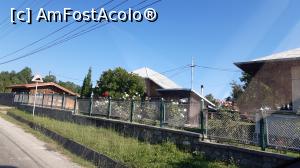 [P28] Prin satul Șotrile » foto by Carmen Ion
 - 
<span class="allrVoted glyphicon glyphicon-heart hidden" id="av1196008"></span>
<a class="m-l-10 hidden" id="sv1196008" onclick="voting_Foto_DelVot(,1196008,7539)" role="button">șterge vot <span class="glyphicon glyphicon-remove"></span></a>
<a id="v91196008" class=" c-red"  onclick="voting_Foto_SetVot(1196008)" role="button"><span class="glyphicon glyphicon-heart-empty"></span> <b>LIKE</b> = Votează poza</a> <img class="hidden"  id="f1196008W9" src="/imagini/loader.gif" border="0" /><span class="AjErrMes hidden" id="e1196008ErM"></span>
