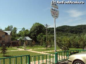 [P38] Parcul de lângă primărie poartă numele unei cântăreţe de muzică populară: Rodica Bujor Georgescu.  » foto by Carmen Ion
 - 
<span class="allrVoted glyphicon glyphicon-heart hidden" id="av634493"></span>
<a class="m-l-10 hidden" id="sv634493" onclick="voting_Foto_DelVot(,634493,7539)" role="button">șterge vot <span class="glyphicon glyphicon-remove"></span></a>
<a id="v9634493" class=" c-red"  onclick="voting_Foto_SetVot(634493)" role="button"><span class="glyphicon glyphicon-heart-empty"></span> <b>LIKE</b> = Votează poza</a> <img class="hidden"  id="f634493W9" src="/imagini/loader.gif" border="0" /><span class="AjErrMes hidden" id="e634493ErM"></span>