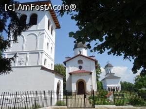[P01] Complexul religios „Slobozia” - Câmpina.  » foto by tata123 🔱
 - 
<span class="allrVoted glyphicon glyphicon-heart hidden" id="av1000680"></span>
<a class="m-l-10 hidden" id="sv1000680" onclick="voting_Foto_DelVot(,1000680,7539)" role="button">șterge vot <span class="glyphicon glyphicon-remove"></span></a>
<a id="v91000680" class=" c-red"  onclick="voting_Foto_SetVot(1000680)" role="button"><span class="glyphicon glyphicon-heart-empty"></span> <b>LIKE</b> = Votează poza</a> <img class="hidden"  id="f1000680W9" src="/imagini/loader.gif" border="0" /><span class="AjErrMes hidden" id="e1000680ErM"></span>