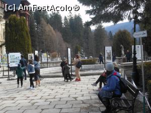 [P04] Sinaia - Vizitatori la Castelul Peles. » foto by iulianic
 - 
<span class="allrVoted glyphicon glyphicon-heart hidden" id="av1288738"></span>
<a class="m-l-10 hidden" id="sv1288738" onclick="voting_Foto_DelVot(,1288738,7548)" role="button">șterge vot <span class="glyphicon glyphicon-remove"></span></a>
<a id="v91288738" class=" c-red"  onclick="voting_Foto_SetVot(1288738)" role="button"><span class="glyphicon glyphicon-heart-empty"></span> <b>LIKE</b> = Votează poza</a> <img class="hidden"  id="f1288738W9" src="/imagini/loader.gif" border="0" /><span class="AjErrMes hidden" id="e1288738ErM"></span>