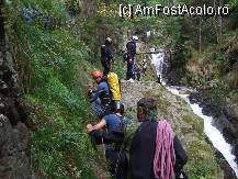 [P15] Drumul catre locul de canyoning: sunteti atenti si va ajutati unii pe altii, asa sunau sfaturile instructorilor inainte de plecare » foto by Delight
 - 
<span class="allrVoted glyphicon glyphicon-heart hidden" id="av141598"></span>
<a class="m-l-10 hidden" id="sv141598" onclick="voting_Foto_DelVot(,141598,7579)" role="button">șterge vot <span class="glyphicon glyphicon-remove"></span></a>
<a id="v9141598" class=" c-red"  onclick="voting_Foto_SetVot(141598)" role="button"><span class="glyphicon glyphicon-heart-empty"></span> <b>LIKE</b> = Votează poza</a> <img class="hidden"  id="f141598W9" src="/imagini/loader.gif" border="0" /><span class="AjErrMes hidden" id="e141598ErM"></span>