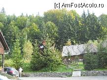 [P03] Imprejurimile Pensiunii si ale restaurantului si celelalte cladiri ce tin de Complexul turistic Cheile Butii. In poza asta se vede Restaurant Rustic, care functioneaza la cerere. » foto by Delight
 - 
<span class="allrVoted glyphicon glyphicon-heart hidden" id="av141514"></span>
<a class="m-l-10 hidden" id="sv141514" onclick="voting_Foto_DelVot(,141514,7579)" role="button">șterge vot <span class="glyphicon glyphicon-remove"></span></a>
<a id="v9141514" class=" c-red"  onclick="voting_Foto_SetVot(141514)" role="button"><span class="glyphicon glyphicon-heart-empty"></span> <b>LIKE</b> = Votează poza</a> <img class="hidden"  id="f141514W9" src="/imagini/loader.gif" border="0" /><span class="AjErrMes hidden" id="e141514ErM"></span>