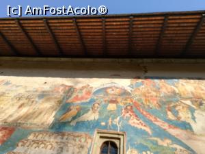 [P06] Biserica Arbore - deasupra icoanei Judecății de Apoi se observă acoperișul refăcut, cu margini largi » foto by Daisy Petal
 - 
<span class="allrVoted glyphicon glyphicon-heart hidden" id="av1162884"></span>
<a class="m-l-10 hidden" id="sv1162884" onclick="voting_Foto_DelVot(,1162884,7580)" role="button">șterge vot <span class="glyphicon glyphicon-remove"></span></a>
<a id="v91162884" class=" c-red"  onclick="voting_Foto_SetVot(1162884)" role="button"><span class="glyphicon glyphicon-heart-empty"></span> <b>LIKE</b> = Votează poza</a> <img class="hidden"  id="f1162884W9" src="/imagini/loader.gif" border="0" /><span class="AjErrMes hidden" id="e1162884ErM"></span>