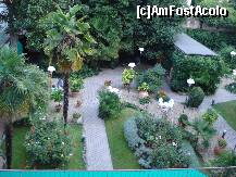 [P18] Florenta – Hotel Castri - o parte din gradina vazuta de la geamul camerei. » foto by Diaura*
 - 
<span class="allrVoted glyphicon glyphicon-heart hidden" id="av143475"></span>
<a class="m-l-10 hidden" id="sv143475" onclick="voting_Foto_DelVot(,143475,7616)" role="button">șterge vot <span class="glyphicon glyphicon-remove"></span></a>
<a id="v9143475" class=" c-red"  onclick="voting_Foto_SetVot(143475)" role="button"><span class="glyphicon glyphicon-heart-empty"></span> <b>LIKE</b> = Votează poza</a> <img class="hidden"  id="f143475W9" src="/imagini/loader.gif" border="0" /><span class="AjErrMes hidden" id="e143475ErM"></span>