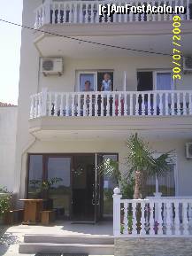 [P20] vila Andromache » foto by szik173
 - 
<span class="allrVoted glyphicon glyphicon-heart hidden" id="av154872"></span>
<a class="m-l-10 hidden" id="sv154872" onclick="voting_Foto_DelVot(,154872,7618)" role="button">șterge vot <span class="glyphicon glyphicon-remove"></span></a>
<a id="v9154872" class=" c-red"  onclick="voting_Foto_SetVot(154872)" role="button"><span class="glyphicon glyphicon-heart-empty"></span> <b>LIKE</b> = Votează poza</a> <img class="hidden"  id="f154872W9" src="/imagini/loader.gif" border="0" /><span class="AjErrMes hidden" id="e154872ErM"></span>