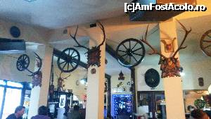 [P01] Interiorul restaurantului » foto by Mina12
 - 
<span class="allrVoted glyphicon glyphicon-heart hidden" id="av703929"></span>
<a class="m-l-10 hidden" id="sv703929" onclick="voting_Foto_DelVot(,703929,7664)" role="button">șterge vot <span class="glyphicon glyphicon-remove"></span></a>
<a id="v9703929" class=" c-red"  onclick="voting_Foto_SetVot(703929)" role="button"><span class="glyphicon glyphicon-heart-empty"></span> <b>LIKE</b> = Votează poza</a> <img class="hidden"  id="f703929W9" src="/imagini/loader.gif" border="0" /><span class="AjErrMes hidden" id="e703929ErM"></span>