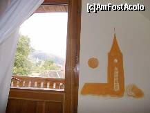 [P17] biserica pictata pe perete este cea care se vede pe geamul principal (de pe balcon) » foto by cristi7904
 - 
<span class="allrVoted glyphicon glyphicon-heart hidden" id="av267665"></span>
<a class="m-l-10 hidden" id="sv267665" onclick="voting_Foto_DelVot(,267665,7688)" role="button">șterge vot <span class="glyphicon glyphicon-remove"></span></a>
<a id="v9267665" class=" c-red"  onclick="voting_Foto_SetVot(267665)" role="button"><span class="glyphicon glyphicon-heart-empty"></span> <b>LIKE</b> = Votează poza</a> <img class="hidden"  id="f267665W9" src="/imagini/loader.gif" border="0" /><span class="AjErrMes hidden" id="e267665ErM"></span>