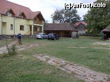 [P05] curtea foarte mare » foto by cristi7904
 - 
<span class="allrVoted glyphicon glyphicon-heart hidden" id="av267653"></span>
<a class="m-l-10 hidden" id="sv267653" onclick="voting_Foto_DelVot(,267653,7688)" role="button">șterge vot <span class="glyphicon glyphicon-remove"></span></a>
<a id="v9267653" class=" c-red"  onclick="voting_Foto_SetVot(267653)" role="button"><span class="glyphicon glyphicon-heart-empty"></span> <b>LIKE</b> = Votează poza</a> <img class="hidden"  id="f267653W9" src="/imagini/loader.gif" border="0" /><span class="AjErrMes hidden" id="e267653ErM"></span>