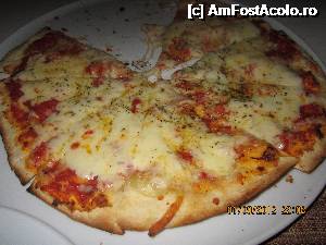 [P12] Buon Amici - Pizza » foto by malinici
 - 
<span class="allrVoted glyphicon glyphicon-heart hidden" id="av375838"></span>
<a class="m-l-10 hidden" id="sv375838" onclick="voting_Foto_DelVot(,375838,7733)" role="button">șterge vot <span class="glyphicon glyphicon-remove"></span></a>
<a id="v9375838" class=" c-red"  onclick="voting_Foto_SetVot(375838)" role="button"><span class="glyphicon glyphicon-heart-empty"></span> <b>LIKE</b> = Votează poza</a> <img class="hidden"  id="f375838W9" src="/imagini/loader.gif" border="0" /><span class="AjErrMes hidden" id="e375838ErM"></span>