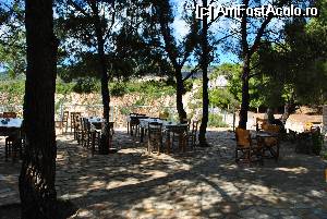 [P16] Terasa tavernei pe marginea prapastiei » foto by Gabise
 - 
<span class="allrVoted glyphicon glyphicon-heart hidden" id="av529880"></span>
<a class="m-l-10 hidden" id="sv529880" onclick="voting_Foto_DelVot(,529880,7733)" role="button">șterge vot <span class="glyphicon glyphicon-remove"></span></a>
<a id="v9529880" class=" c-red"  onclick="voting_Foto_SetVot(529880)" role="button"><span class="glyphicon glyphicon-heart-empty"></span> <b>LIKE</b> = Votează poza</a> <img class="hidden"  id="f529880W9" src="/imagini/loader.gif" border="0" /><span class="AjErrMes hidden" id="e529880ErM"></span>