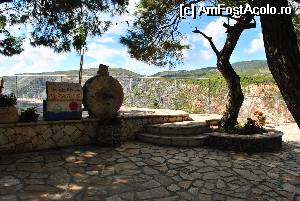 [P17] Numele tavernei pe care nu am reusit sa-l descifrez » foto by Gabise
 - 
<span class="allrVoted glyphicon glyphicon-heart hidden" id="av529881"></span>
<a class="m-l-10 hidden" id="sv529881" onclick="voting_Foto_DelVot(,529881,7733)" role="button">șterge vot <span class="glyphicon glyphicon-remove"></span></a>
<a id="v9529881" class=" c-red"  onclick="voting_Foto_SetVot(529881)" role="button"><span class="glyphicon glyphicon-heart-empty"></span> <b>LIKE</b> = Votează poza</a> <img class="hidden"  id="f529881W9" src="/imagini/loader.gif" border="0" /><span class="AjErrMes hidden" id="e529881ErM"></span>