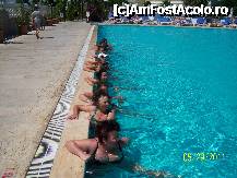 [P15] gimnastica de dimineata - aquagim » foto by oli
 - 
<span class="allrVoted glyphicon glyphicon-heart hidden" id="av232120"></span>
<a class="m-l-10 hidden" id="sv232120" onclick="voting_Foto_DelVot(,232120,7822)" role="button">șterge vot <span class="glyphicon glyphicon-remove"></span></a>
<a id="v9232120" class=" c-red"  onclick="voting_Foto_SetVot(232120)" role="button"><span class="glyphicon glyphicon-heart-empty"></span> <b>LIKE</b> = Votează poza</a> <img class="hidden"  id="f232120W9" src="/imagini/loader.gif" border="0" /><span class="AjErrMes hidden" id="e232120ErM"></span>
