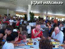 [P17] restaurantul principal » foto by oli
 - 
<span class="allrVoted glyphicon glyphicon-heart hidden" id="av232122"></span>
<a class="m-l-10 hidden" id="sv232122" onclick="voting_Foto_DelVot(,232122,7822)" role="button">șterge vot <span class="glyphicon glyphicon-remove"></span></a>
<a id="v9232122" class=" c-red"  onclick="voting_Foto_SetVot(232122)" role="button"><span class="glyphicon glyphicon-heart-empty"></span> <b>LIKE</b> = Votează poza</a> <img class="hidden"  id="f232122W9" src="/imagini/loader.gif" border="0" /><span class="AjErrMes hidden" id="e232122ErM"></span>