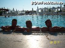 [P30] relaxare la piscina cu un coctei special » foto by oli
 - 
<span class="allrVoted glyphicon glyphicon-heart hidden" id="av232135"></span>
<a class="m-l-10 hidden" id="sv232135" onclick="voting_Foto_DelVot(,232135,7822)" role="button">șterge vot <span class="glyphicon glyphicon-remove"></span></a>
<a id="v9232135" class=" c-red"  onclick="voting_Foto_SetVot(232135)" role="button"><span class="glyphicon glyphicon-heart-empty"></span> <b>LIKE</b> = Votează poza</a> <img class="hidden"  id="f232135W9" src="/imagini/loader.gif" border="0" /><span class="AjErrMes hidden" id="e232135ErM"></span>