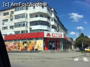 [P12] Sper ca nu credeti ca magazinul Profi am vrut sa-l pozez? Acest bloc este ridicat pe locul unde a fost una dintre cele 2 biserici domnesti (cea a Moldovei), daramata pentru a construi 'bloace' » foto by mishu
 - 
<span class="allrVoted glyphicon glyphicon-heart hidden" id="av762192"></span>
<a class="m-l-10 hidden" id="sv762192" onclick="voting_Foto_DelVot(,762192,7833)" role="button">șterge vot <span class="glyphicon glyphicon-remove"></span></a>
<a id="v9762192" class=" c-red"  onclick="voting_Foto_SetVot(762192)" role="button"><span class="glyphicon glyphicon-heart-empty"></span> <b>LIKE</b> = Votează poza</a> <img class="hidden"  id="f762192W9" src="/imagini/loader.gif" border="0" /><span class="AjErrMes hidden" id="e762192ErM"></span>