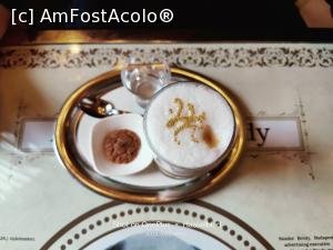 [P16] <strong>Latte macchiato</strong> în versiunea <strong>24 carat gold New York</strong> » foto by creivean
 - 
<span class="allrVoted glyphicon glyphicon-heart hidden" id="av1303449"></span>
<a class="m-l-10 hidden" id="sv1303449" onclick="voting_Foto_DelVot(,1303449,7866)" role="button">șterge vot <span class="glyphicon glyphicon-remove"></span></a>
<a id="v91303449" class=" c-red"  onclick="voting_Foto_SetVot(1303449)" role="button"><span class="glyphicon glyphicon-heart-empty"></span> <b>LIKE</b> = Votează poza</a> <img class="hidden"  id="f1303449W9" src="/imagini/loader.gif" border="0" /><span class="AjErrMes hidden" id="e1303449ErM"></span>