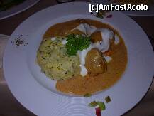 [P10] Sorforras Etterem - paprikas de pui cu găluşte cu ou şi arpagic. » foto by creivean
 - 
<span class="allrVoted glyphicon glyphicon-heart hidden" id="av179780"></span>
<a class="m-l-10 hidden" id="sv179780" onclick="voting_Foto_DelVot(,179780,7866)" role="button">șterge vot <span class="glyphicon glyphicon-remove"></span></a>
<a id="v9179780" class=" c-red"  onclick="voting_Foto_SetVot(179780)" role="button"><span class="glyphicon glyphicon-heart-empty"></span> <b>LIKE</b> = Votează poza</a> <img class="hidden"  id="f179780W9" src="/imagini/loader.gif" border="0" /><span class="AjErrMes hidden" id="e179780ErM"></span>