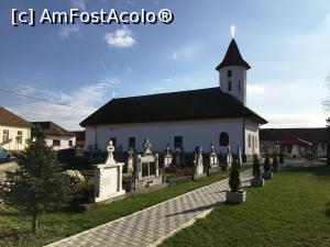 [P04] Biserică din S&icirc;mbăta de Sus » foto by AZE
 - 
<span class="allrVoted glyphicon glyphicon-heart hidden" id="av1213186"></span>
<a class="m-l-10 hidden" id="sv1213186" onclick="voting_Foto_DelVot(,1213186,7879)" role="button">șterge vot <span class="glyphicon glyphicon-remove"></span></a>
<a id="v91213186" class=" c-red"  onclick="voting_Foto_SetVot(1213186)" role="button"><span class="glyphicon glyphicon-heart-empty"></span> <b>LIKE</b> = Votează poza</a> <img class="hidden"  id="f1213186W9" src="/imagini/loader.gif" border="0" /><span class="AjErrMes hidden" id="e1213186ErM"></span>