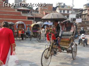 [P05] Kathmandu - Stația centrală pentru ricșe. » foto by iulianic
 - 
<span class="allrVoted glyphicon glyphicon-heart hidden" id="av1469308"></span>
<a class="m-l-10 hidden" id="sv1469308" onclick="voting_Foto_DelVot(,1469308,7929)" role="button">șterge vot <span class="glyphicon glyphicon-remove"></span></a>
<a id="v91469308" class=" c-red"  onclick="voting_Foto_SetVot(1469308)" role="button"><span class="glyphicon glyphicon-heart-empty"></span> <b>LIKE</b> = Votează poza</a> <img class="hidden"  id="f1469308W9" src="/imagini/loader.gif" border="0" /><span class="AjErrMes hidden" id="e1469308ErM"></span>