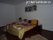 [P15] poza facuta cind inca mai mirosea a caldura.pe pat se poate vedea patura groasa. » foto by adri-nico
 - 
<span class="allrVoted glyphicon glyphicon-heart hidden" id="av281249"></span>
<a class="m-l-10 hidden" id="sv281249" onclick="voting_Foto_DelVot(,281249,7933)" role="button">șterge vot <span class="glyphicon glyphicon-remove"></span></a>
<a id="v9281249" class=" c-red"  onclick="voting_Foto_SetVot(281249)" role="button"><span class="glyphicon glyphicon-heart-empty"></span> <b>LIKE</b> = Votează poza</a> <img class="hidden"  id="f281249W9" src="/imagini/loader.gif" border="0" /><span class="AjErrMes hidden" id="e281249ErM"></span>
