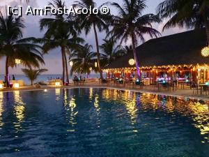 [P05] Meeru Island - Dhoni Bar Pool » foto by Florin1969
 - 
<span class="allrVoted glyphicon glyphicon-heart hidden" id="av1278210"></span>
<a class="m-l-10 hidden" id="sv1278210" onclick="voting_Foto_DelVot(,1278210,7942)" role="button">șterge vot <span class="glyphicon glyphicon-remove"></span></a>
<a id="v91278210" class=" c-red"  onclick="voting_Foto_SetVot(1278210)" role="button"><span class="glyphicon glyphicon-heart-empty"></span> <b>LIKE</b> = Votează poza</a> <img class="hidden"  id="f1278210W9" src="/imagini/loader.gif" border="0" /><span class="AjErrMes hidden" id="e1278210ErM"></span>