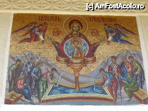 [P17] Mozaic deasupra intrării în biserică.  » foto by tata123 🔱
 - 
<span class="allrVoted glyphicon glyphicon-heart hidden" id="av606560"></span>
<a class="m-l-10 hidden" id="sv606560" onclick="voting_Foto_DelVot(,606560,7948)" role="button">șterge vot <span class="glyphicon glyphicon-remove"></span></a>
<a id="v9606560" class=" c-red"  onclick="voting_Foto_SetVot(606560)" role="button"><span class="glyphicon glyphicon-heart-empty"></span> <b>LIKE</b> = Votează poza</a> <img class="hidden"  id="f606560W9" src="/imagini/loader.gif" border="0" /><span class="AjErrMes hidden" id="e606560ErM"></span>