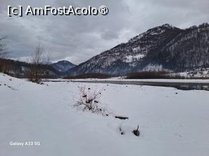 [P23] Hai hui pe Valea Lotrului - Lacul Brădișor » foto by nicole33
 - 
<span class="allrVoted glyphicon glyphicon-heart hidden" id="av1496200"></span>
<a class="m-l-10 hidden" id="sv1496200" onclick="voting_Foto_DelVot(,1496200,7973)" role="button">șterge vot <span class="glyphicon glyphicon-remove"></span></a>
<a id="v91496200" class=" c-red"  onclick="voting_Foto_SetVot(1496200)" role="button"><span class="glyphicon glyphicon-heart-empty"></span> <b>LIKE</b> = Votează poza</a> <img class="hidden"  id="f1496200W9" src="/imagini/loader.gif" border="0" /><span class="AjErrMes hidden" id="e1496200ErM"></span>