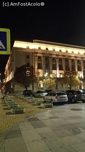 [P18] Sofia by night - vechea clădire a Adunării Naționale » foto by Dragoș_MD
 - 
<span class="allrVoted glyphicon glyphicon-heart hidden" id="av1142388"></span>
<a class="m-l-10 hidden" id="sv1142388" onclick="voting_Foto_DelVot(,1142388,7987)" role="button">șterge vot <span class="glyphicon glyphicon-remove"></span></a>
<a id="v91142388" class=" c-red"  onclick="voting_Foto_SetVot(1142388)" role="button"><span class="glyphicon glyphicon-heart-empty"></span> <b>LIKE</b> = Votează poza</a> <img class="hidden"  id="f1142388W9" src="/imagini/loader.gif" border="0" /><span class="AjErrMes hidden" id="e1142388ErM"></span>