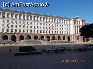 [P28] Clădiri ale anilor 1950 și ruine Serdica protejate cu sticlă.  » foto by elviramvio
 - 
<span class="allrVoted glyphicon glyphicon-heart hidden" id="av918866"></span>
<a class="m-l-10 hidden" id="sv918866" onclick="voting_Foto_DelVot(,918866,7987)" role="button">șterge vot <span class="glyphicon glyphicon-remove"></span></a>
<a id="v9918866" class=" c-red"  onclick="voting_Foto_SetVot(918866)" role="button"><span class="glyphicon glyphicon-heart-empty"></span> <b>LIKE</b> = Votează poza</a> <img class="hidden"  id="f918866W9" src="/imagini/loader.gif" border="0" /><span class="AjErrMes hidden" id="e918866ErM"></span>