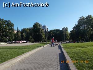 [P29] Un parc aproape de hotel.  » foto by elviramvio
 - 
<span class="allrVoted glyphicon glyphicon-heart hidden" id="av918867"></span>
<a class="m-l-10 hidden" id="sv918867" onclick="voting_Foto_DelVot(,918867,7987)" role="button">șterge vot <span class="glyphicon glyphicon-remove"></span></a>
<a id="v9918867" class=" c-red"  onclick="voting_Foto_SetVot(918867)" role="button"><span class="glyphicon glyphicon-heart-empty"></span> <b>LIKE</b> = Votează poza</a> <img class="hidden"  id="f918867W9" src="/imagini/loader.gif" border="0" /><span class="AjErrMes hidden" id="e918867ErM"></span>