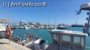 [P11] Vechiul port, construit in anii 1950, in timpul administratiei britanice, care a deservit traficul de marfuri si pasageri al tarii timp de aproximativ 2 decenii. » foto by geani anto
 - 
<span class="allrVoted glyphicon glyphicon-heart hidden" id="av1539114"></span>
<a class="m-l-10 hidden" id="sv1539114" onclick="voting_Foto_DelVot(,1539114,7992)" role="button">șterge vot <span class="glyphicon glyphicon-remove"></span></a>
<a id="v91539114" class=" c-red"  onclick="voting_Foto_SetVot(1539114)" role="button"><span class="glyphicon glyphicon-heart-empty"></span> <b>LIKE</b> = Votează poza</a> <img class="hidden"  id="f1539114W9" src="/imagini/loader.gif" border="0" /><span class="AjErrMes hidden" id="e1539114ErM"></span>