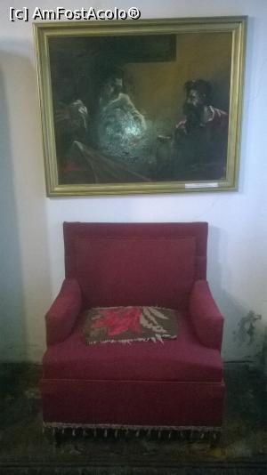 [P12] Mobilier vechi pe care Bardul din Mirceşti obişnuia să se relaxeze.  » foto by DanielG&Family
 - 
<span class="allrVoted glyphicon glyphicon-heart hidden" id="av711194"></span>
<a class="m-l-10 hidden" id="sv711194" onclick="voting_Foto_DelVot(,711194,8023)" role="button">șterge vot <span class="glyphicon glyphicon-remove"></span></a>
<a id="v9711194" class=" c-red"  onclick="voting_Foto_SetVot(711194)" role="button"><span class="glyphicon glyphicon-heart-empty"></span> <b>LIKE</b> = Votează poza</a> <img class="hidden"  id="f711194W9" src="/imagini/loader.gif" border="0" /><span class="AjErrMes hidden" id="e711194ErM"></span>