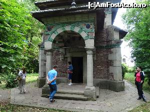 [P05] Intrarea in mausoleu » foto by sdragos24
 - 
<span class="allrVoted glyphicon glyphicon-heart hidden" id="av701792"></span>
<a class="m-l-10 hidden" id="sv701792" onclick="voting_Foto_DelVot(,701792,8023)" role="button">șterge vot <span class="glyphicon glyphicon-remove"></span></a>
<a id="v9701792" class=" c-red"  onclick="voting_Foto_SetVot(701792)" role="button"><span class="glyphicon glyphicon-heart-empty"></span> <b>LIKE</b> = Votează poza</a> <img class="hidden"  id="f701792W9" src="/imagini/loader.gif" border="0" /><span class="AjErrMes hidden" id="e701792ErM"></span>