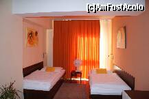 [P06] Camera de la hotelul Penzion Beryl. Arată chiar simpatic, nu? » foto by Costi
 - 
<span class="allrVoted glyphicon glyphicon-heart hidden" id="av164320"></span>
<a class="m-l-10 hidden" id="sv164320" onclick="voting_Foto_DelVot(,164320,8029)" role="button">șterge vot <span class="glyphicon glyphicon-remove"></span></a>
<a id="v9164320" class=" c-red"  onclick="voting_Foto_SetVot(164320)" role="button"><span class="glyphicon glyphicon-heart-empty"></span> <b>LIKE</b> = Votează poza</a> <img class="hidden"  id="f164320W9" src="/imagini/loader.gif" border="0" /><span class="AjErrMes hidden" id="e164320ErM"></span>