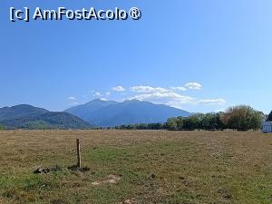 [P01] Bucegii, pe fundal. » foto by Radix7
 - 
<span class="allrVoted glyphicon glyphicon-heart hidden" id="av1496965"></span>
<a class="m-l-10 hidden" id="sv1496965" onclick="voting_Foto_DelVot(,1496965,8046)" role="button">șterge vot <span class="glyphicon glyphicon-remove"></span></a>
<a id="v91496965" class=" c-red"  onclick="voting_Foto_SetVot(1496965)" role="button"><span class="glyphicon glyphicon-heart-empty"></span> <b>LIKE</b> = Votează poza</a> <img class="hidden"  id="f1496965W9" src="/imagini/loader.gif" border="0" /><span class="AjErrMes hidden" id="e1496965ErM"></span>