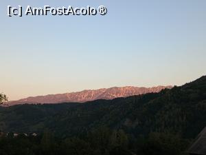 [P07] Dis-de-dimineață, Piatra Craiului. » foto by Radix7
 - 
<span class="allrVoted glyphicon glyphicon-heart hidden" id="av1496971"></span>
<a class="m-l-10 hidden" id="sv1496971" onclick="voting_Foto_DelVot(,1496971,8046)" role="button">șterge vot <span class="glyphicon glyphicon-remove"></span></a>
<a id="v91496971" class=" c-red"  onclick="voting_Foto_SetVot(1496971)" role="button"><span class="glyphicon glyphicon-heart-empty"></span> <b>LIKE</b> = Votează poza</a> <img class="hidden"  id="f1496971W9" src="/imagini/loader.gif" border="0" /><span class="AjErrMes hidden" id="e1496971ErM"></span>