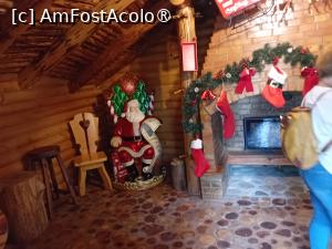 [P06] Casuta lui Mos Craciun » foto by deeutza
 - 
<span class="allrVoted glyphicon glyphicon-heart hidden" id="av1498028"></span>
<a class="m-l-10 hidden" id="sv1498028" onclick="voting_Foto_DelVot(,1498028,8046)" role="button">șterge vot <span class="glyphicon glyphicon-remove"></span></a>
<a id="v91498028" class=" c-red"  onclick="voting_Foto_SetVot(1498028)" role="button"><span class="glyphicon glyphicon-heart-empty"></span> <b>LIKE</b> = Votează poza</a> <img class="hidden"  id="f1498028W9" src="/imagini/loader.gif" border="0" /><span class="AjErrMes hidden" id="e1498028ErM"></span>