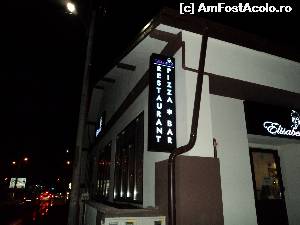 [P01] Restaurantul - Pizzerie Elisabeta, Bucuresti, cartierul Militari (1) Exterior » foto by vega06
 - 
<span class="allrVoted glyphicon glyphicon-heart hidden" id="av582207"></span>
<a class="m-l-10 hidden" id="sv582207" onclick="voting_Foto_DelVot(,582207,8050)" role="button">șterge vot <span class="glyphicon glyphicon-remove"></span></a>
<a id="v9582207" class=" c-red"  onclick="voting_Foto_SetVot(582207)" role="button"><span class="glyphicon glyphicon-heart-empty"></span> <b>LIKE</b> = Votează poza</a> <img class="hidden"  id="f582207W9" src="/imagini/loader.gif" border="0" /><span class="AjErrMes hidden" id="e582207ErM"></span>